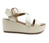 Inuovo női szandál - 123107 CreamS24