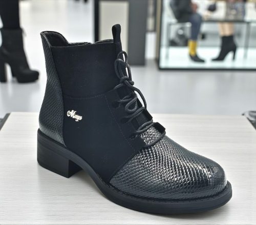 Mayo Chix Női bokacsizma - 5207 Black